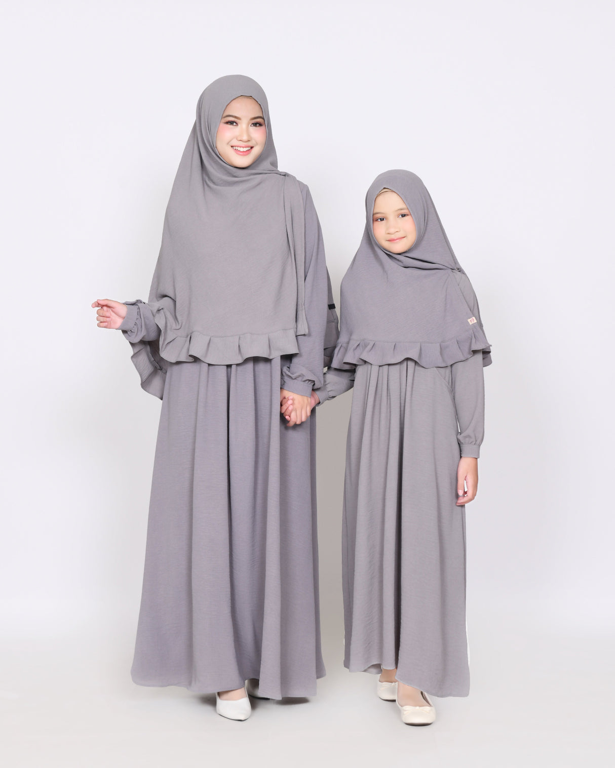 ABAYACOUPLE KASIH GREY HIJABHEELA