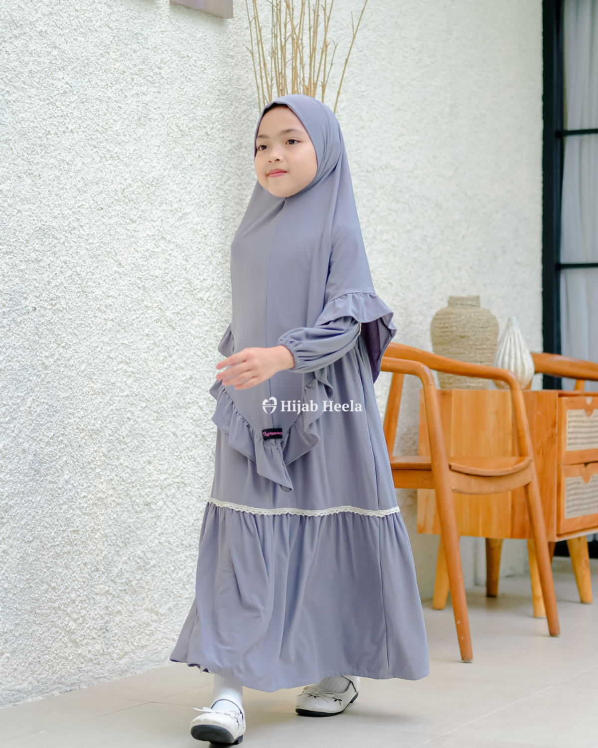 AbayaMaira grey Hijabheela