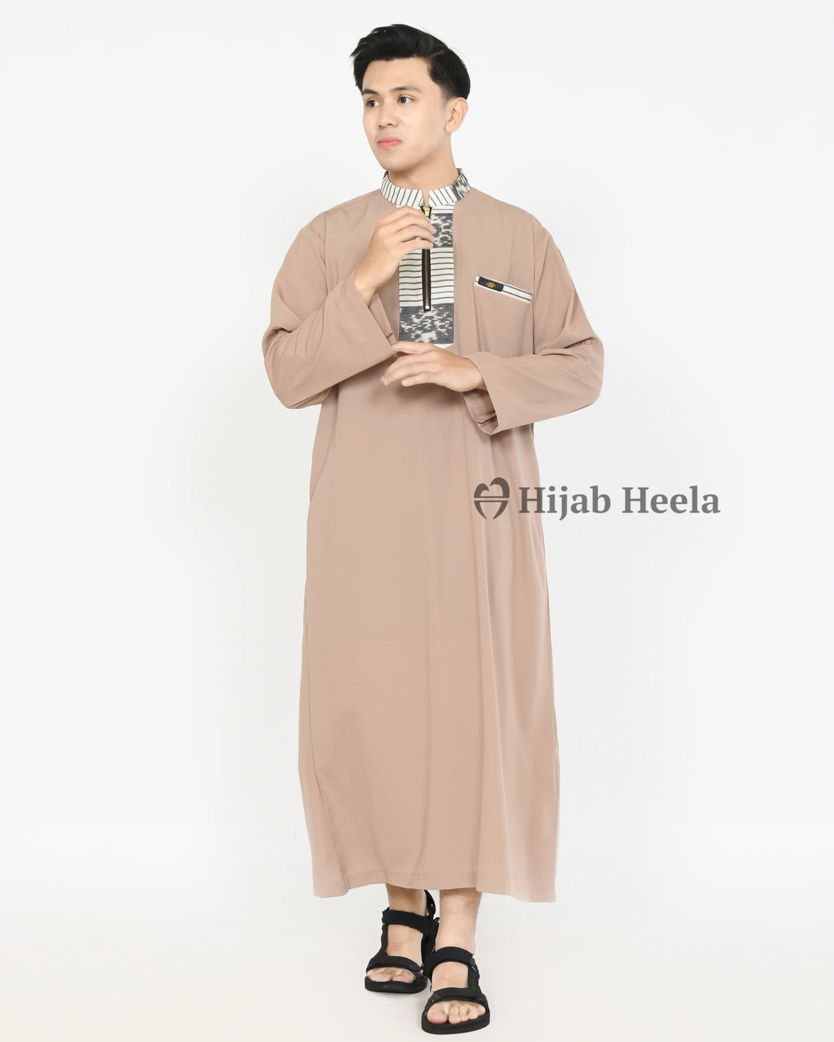 Qomees Heren | Seraya