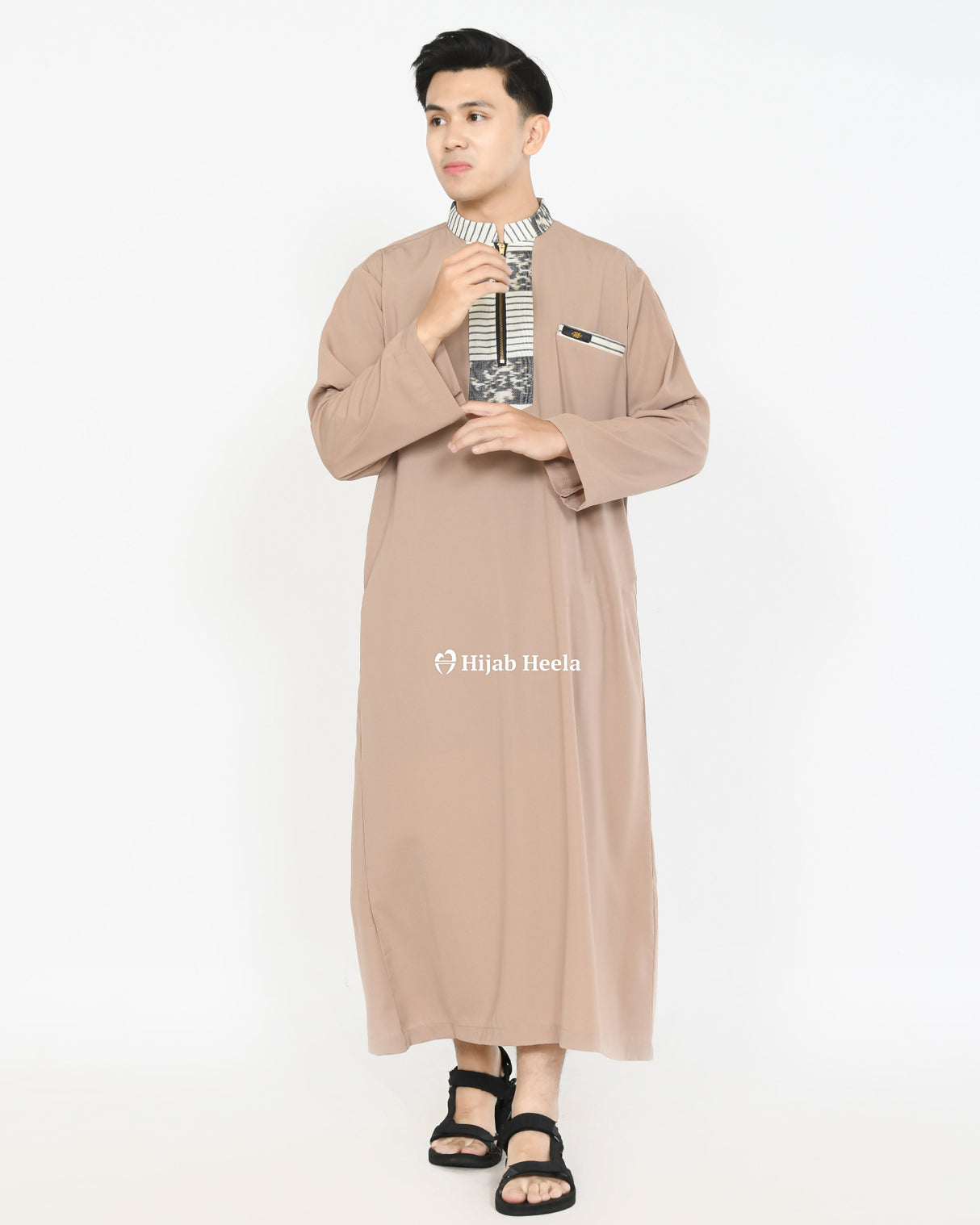 Qomees Heren | Seraya