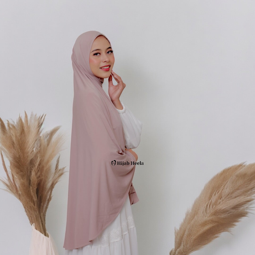 Khimar Dames ā Hawa van Hijab Heela, productfoto 5. De afgebeelde abaya is niet inbegrepen.