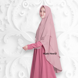 Khimar Dames – Fitri zacht kapje van Hijab Alila, productfoto 7. De afgebeelde abaya is niet inbegrepen.