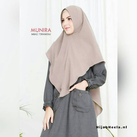 Khimar Dames – MB42 van Munira, productfoto 1. De afgebeelde abaya is niet inbegrepen.