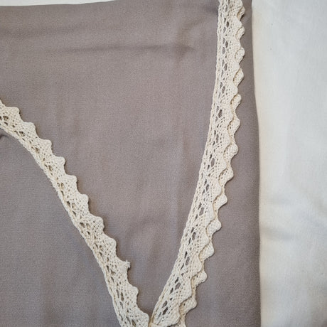 Khimar Dames – Royal van Hijab Alila, productfoto 3. De afgebeelde abaya is niet inbegrepen.